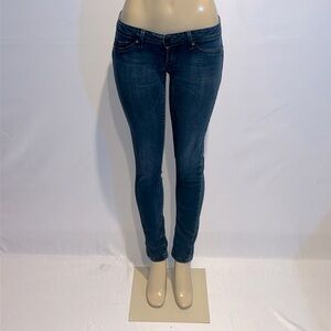 Brandy Melville MNG Jeans “Electra” Low Rise Skinny Jeans!